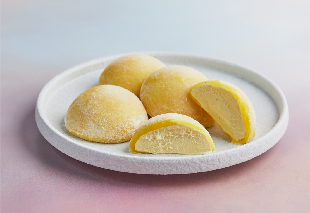 A white plate filled with Vanilla flavored Moishi Ice Cream of MOISHI, Dubai's best mochi ice cream brand.